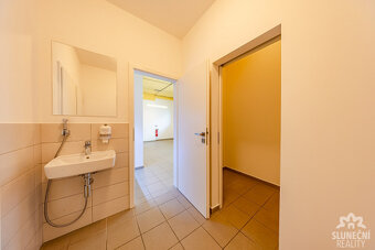 Pronájem komerčních prostor, 61 m², Uherské Hradiště - Šestk - 10