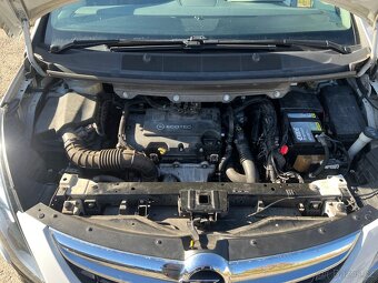 Opel Zafira C 1.4T 103kw rok 2012 LPG - 10