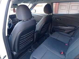 SsangYong Tivoli Grand 1.5 TGDI 163KM - 10