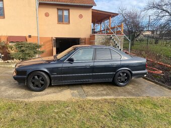 Bmw e34 530i V8 - 10