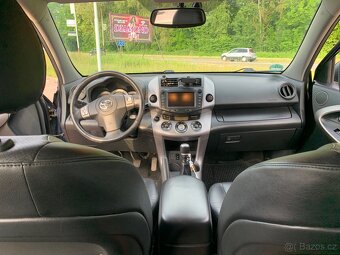 TOYOTA RAV4 - 10