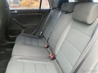 Volkswagen Golf combi 1.6 TDi 77 kW TAŽNÉ ZAŘÍZENÍ - 10