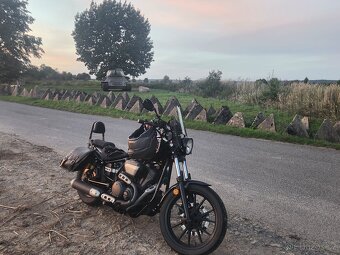 Yamaha XV950-R Bolt - 10