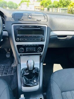 Škoda Octavia 1.8 Tsi 118KW 4X4 R.V 2010 Kombi - 10