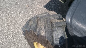 John Deere 5500n - 10