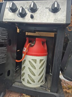 Broil King Monarch 340 - 10