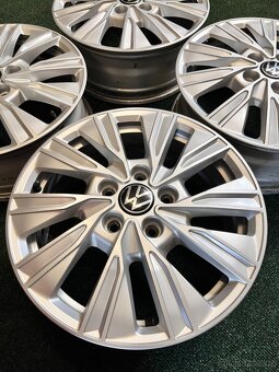 5x120 R17 Volkswagen T7 Originál Alu disky - ET 60 - 10