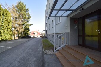 Prodej bytu 3+1, Nová Paka – klidné bydlení na skvělé adrese - 10