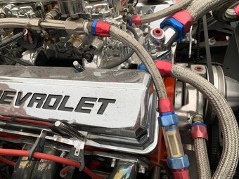 Chevrolet CORVETTE C3 ,- 400 koni - 10