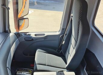 Mercedes-Benz Actros 3241 - 8x4 – Sklápěč/Valník + HR-HIAB 3 - 10
