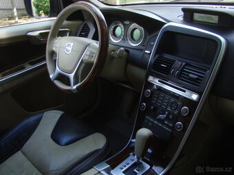 Volvo XC60 2.4 D5 4x4 AUTOMAT ČR - 10