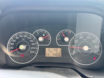 Fiat grande punto 1.4 - 10