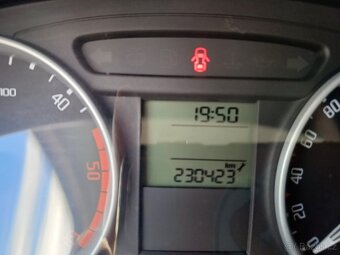 Škoda Roomster, 1.9 TDI, tažné, ALU - 10