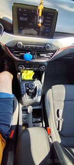 Prodám Ford Focus hatchback 96kw - 10
