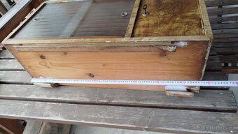 Dřevěná skříňka - 10