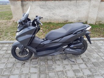 Honda Forza 125 - 10