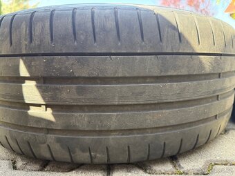 VW Pretoria black 235/35 R19 8Jx19 ET 50 - 10