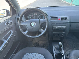 Škoda Fabia - 10
