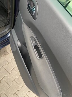 Peugeot 5008 - 10