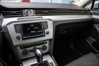 Volkswagen Passat Variant 2.0 TDI BMT Comfortline DSG - 10