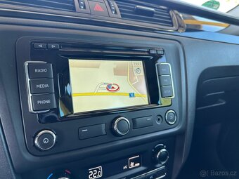 Škoda Rapid 1.6TDi NAVI,PANORAMA,TAŽNÉ - 10