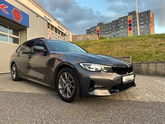 BMW 330i 190KW 2020 Sportline - 10