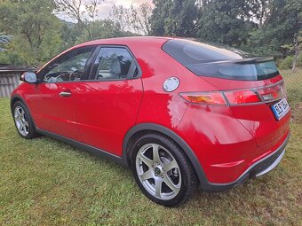Honda Civic 8G 2006 - 10