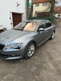 Škoda Superb - 10