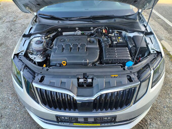 Škoda Octavia hatchback 2.0TDI – 110 kW DSG - 10