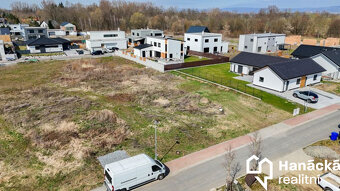 Stavební pozemek v Chomoutově u Olomouce – 896 m² - 10