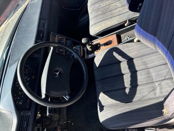 Mercedes W124 250D manual dovoz SRN - 10