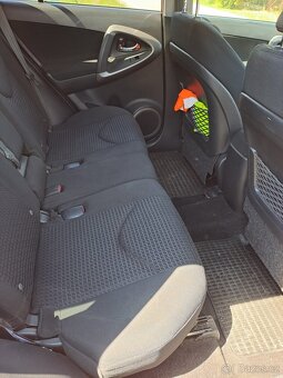 Prodám Toyota RAV4 2.2 AD 4x4 - 10