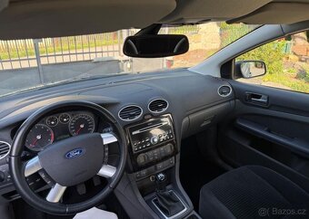 Ford Focus 1,6i Ghia Tažné Klima benzín - 10