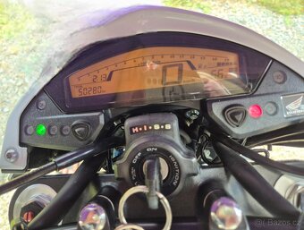 Honda Hornet CB600F - 10