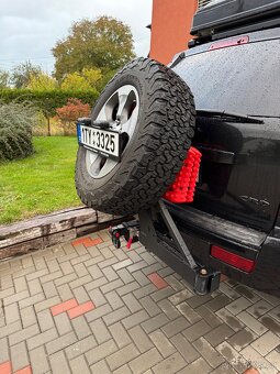 JEEP Grand Cherokee WK - naviják, 32 kola, zahrádka, světla - 10