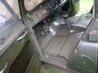 Prodám Uaz 469 benzín - plyn - 10