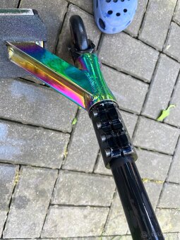 switchblade freestyle koloběžka oilslick black - 10