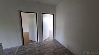 Pronájem bytu 2+1 s balkonem ul. Kamenná, Chomutov - 10
