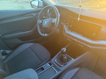 Škoda Octavia 1,5 TSI 110 KW - 10