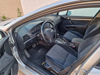 Peugeot 407 SW 2.0 HDi 100kW RHR panorama - 10
