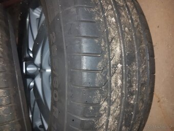 VW Amarok 255/60R18 - 10