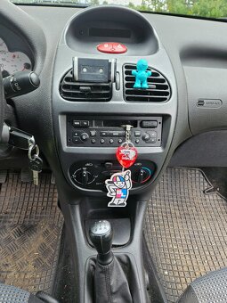 Peugeot 206 1.4 sw - 10