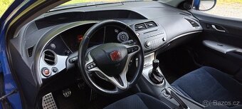 Honda Civic 1.8 i-vtec - 10