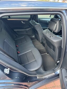 Mercedes Benz E350 4 matic - 10
