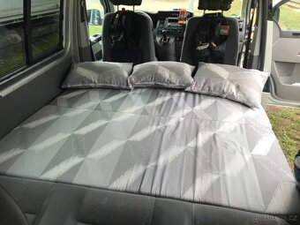 Volkswagen T5 Caravelle - 10