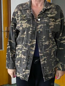 Dámské oblečení L/XL - 10