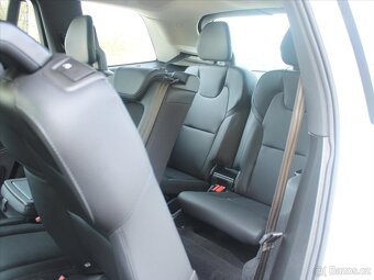 Volvo XC90 2,0 B5 AWD Momentum Pro 7míst ČR 1.maj Drive-E M - 10