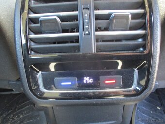 VW PASSAT 2,0TDI 110KW HIGHLINE DSG GPS 2017 - 10