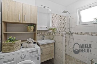 Prodej byty 3+1, garáž, zahrada, 70 m2 - Desná I - 10