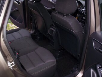 Mercedes-Benz B180 i, 1.6 90kW, Blue Efficiency - 10